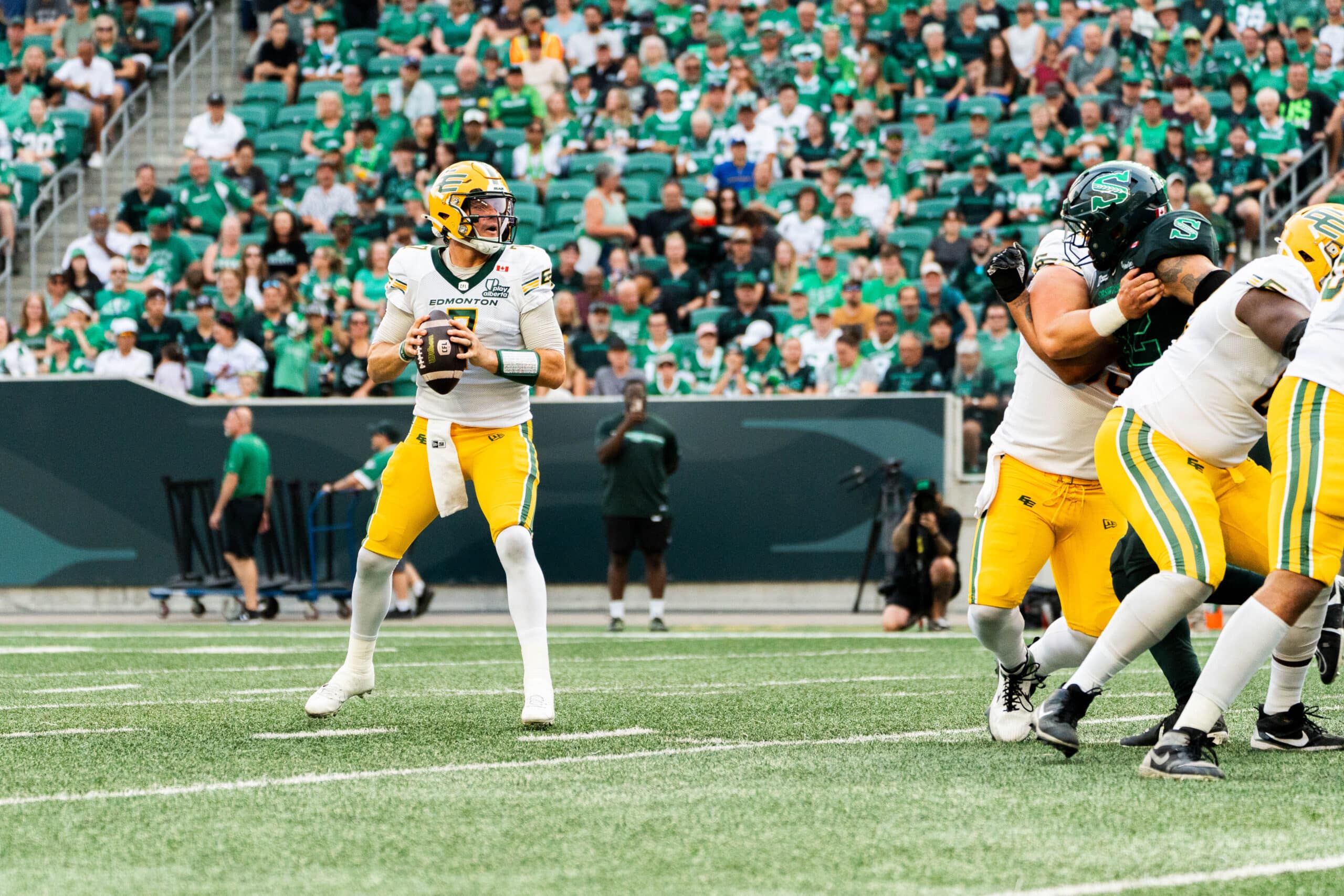 Edmonton Elks Cody Fajardo Saskatchewan Roughriders