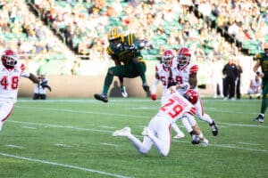 ShunDerrick Powell Edmonton Elks Vs Calgary Stampeders